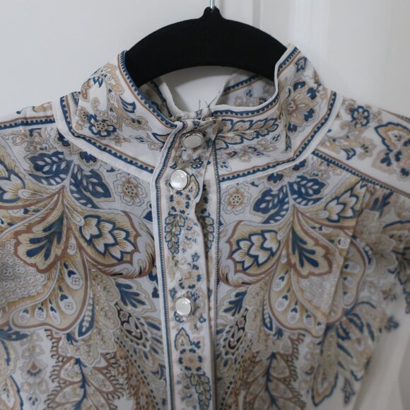 White Blue Floral Maxi Dress EUC S - Picture 2 of 7